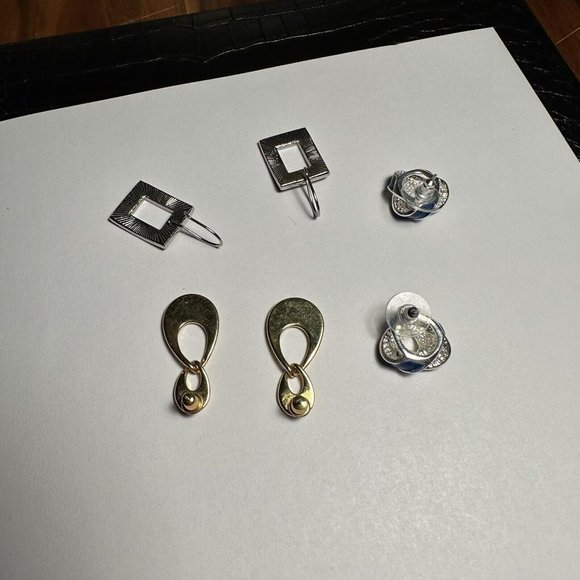 Lot Of 3 Pierced Earrings - Dangle / Stud - Enamel - Black Red Blue - Picture 5 of 8